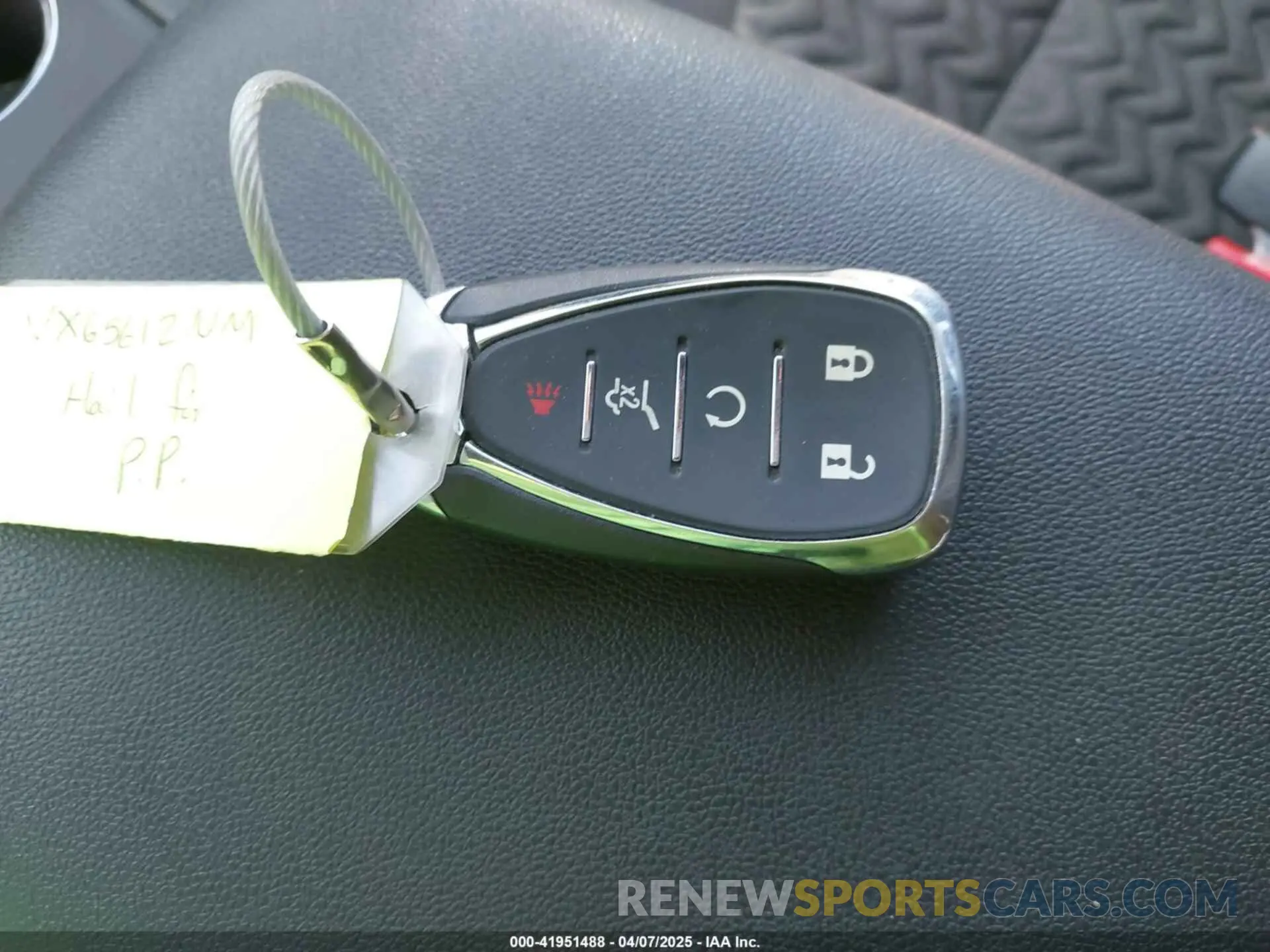 11 Photograph of a damaged car 3GNAXUEG9RS142311 CHEVROLET EQUINOX 2024