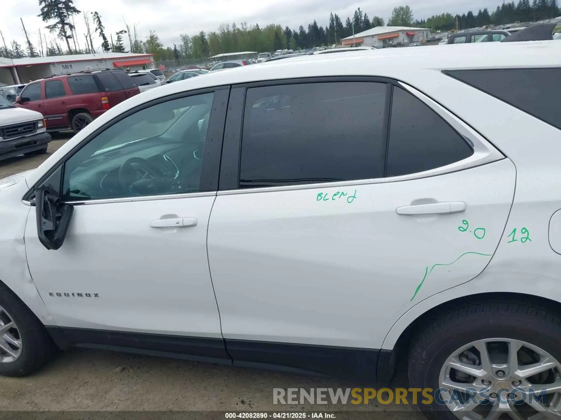 14 Photograph of a damaged car 3GNAXUEG9RS181173 CHEVROLET EQUINOX 2024