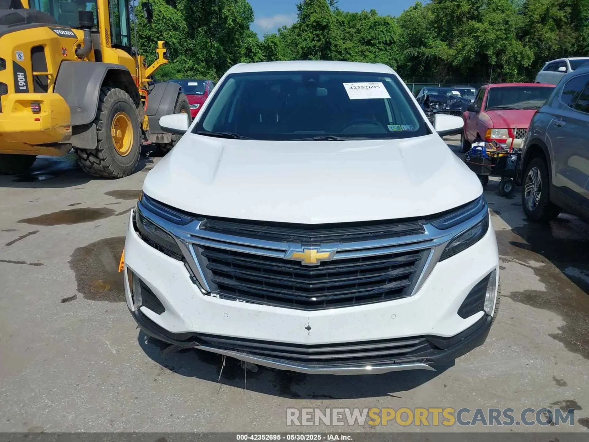 12 Photograph of a damaged car 3GNAXUEGXRL219830 CHEVROLET EQUINOX 2024