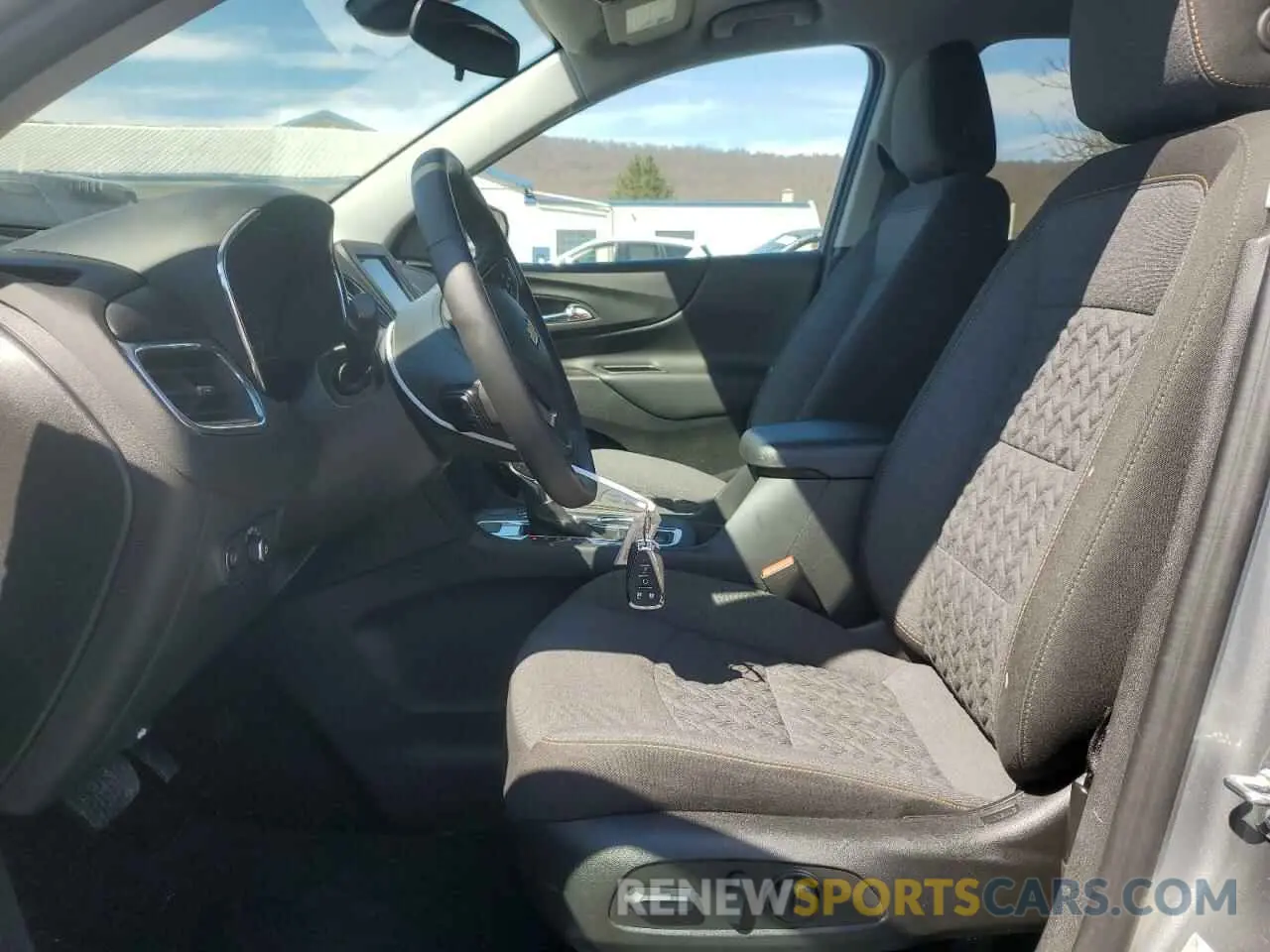 7 Photograph of a damaged car 3GNAXUEGXRL338591 CHEVROLET EQUINOX 2024