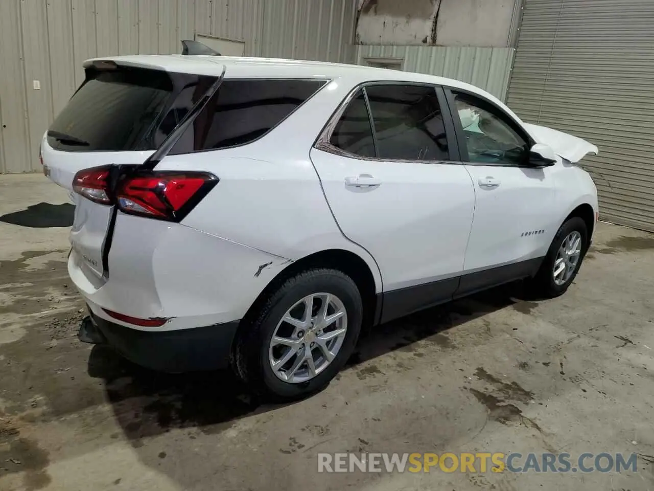 3 Photograph of a damaged car 3GNAXUEGXRL356217 CHEVROLET EQUINOX 2024