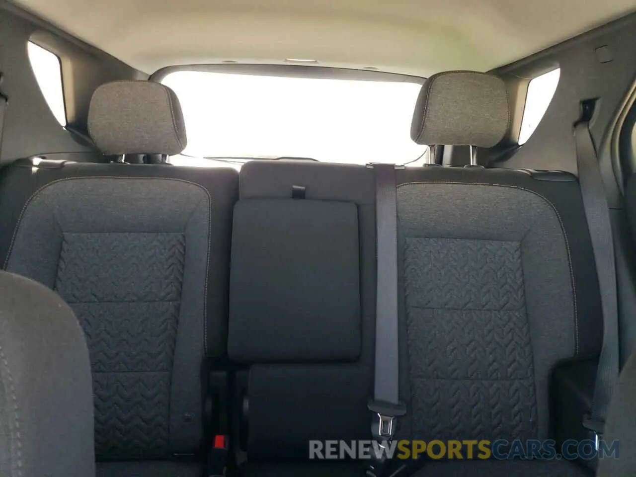 10 Photograph of a damaged car 3GNAXUEGXRL359098 CHEVROLET EQUINOX 2024