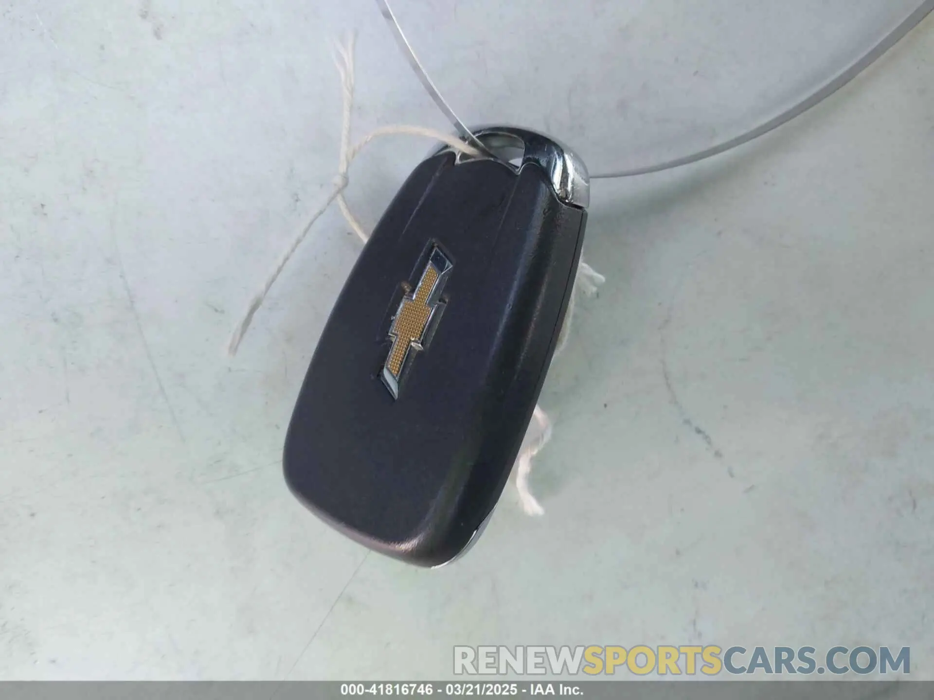 11 Photograph of a damaged car 3GNAXUEGXRS114467 CHEVROLET EQUINOX 2024