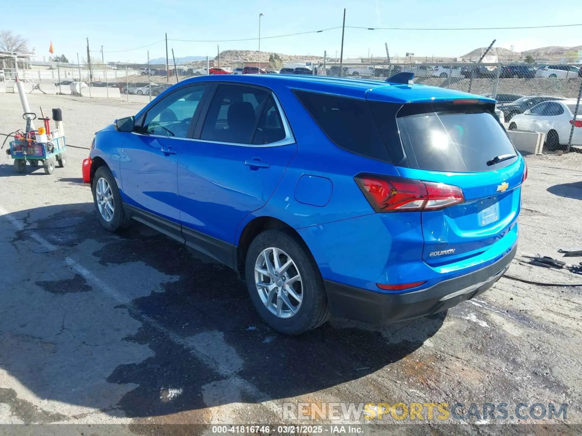 3 Photograph of a damaged car 3GNAXUEGXRS114467 CHEVROLET EQUINOX 2024