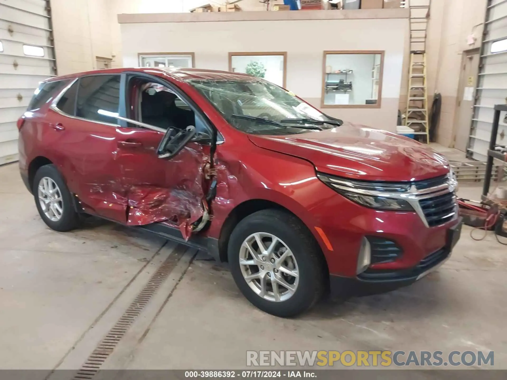 1 Photograph of a damaged car 3GNAXUEGXRS164785 CHEVROLET EQUINOX 2024