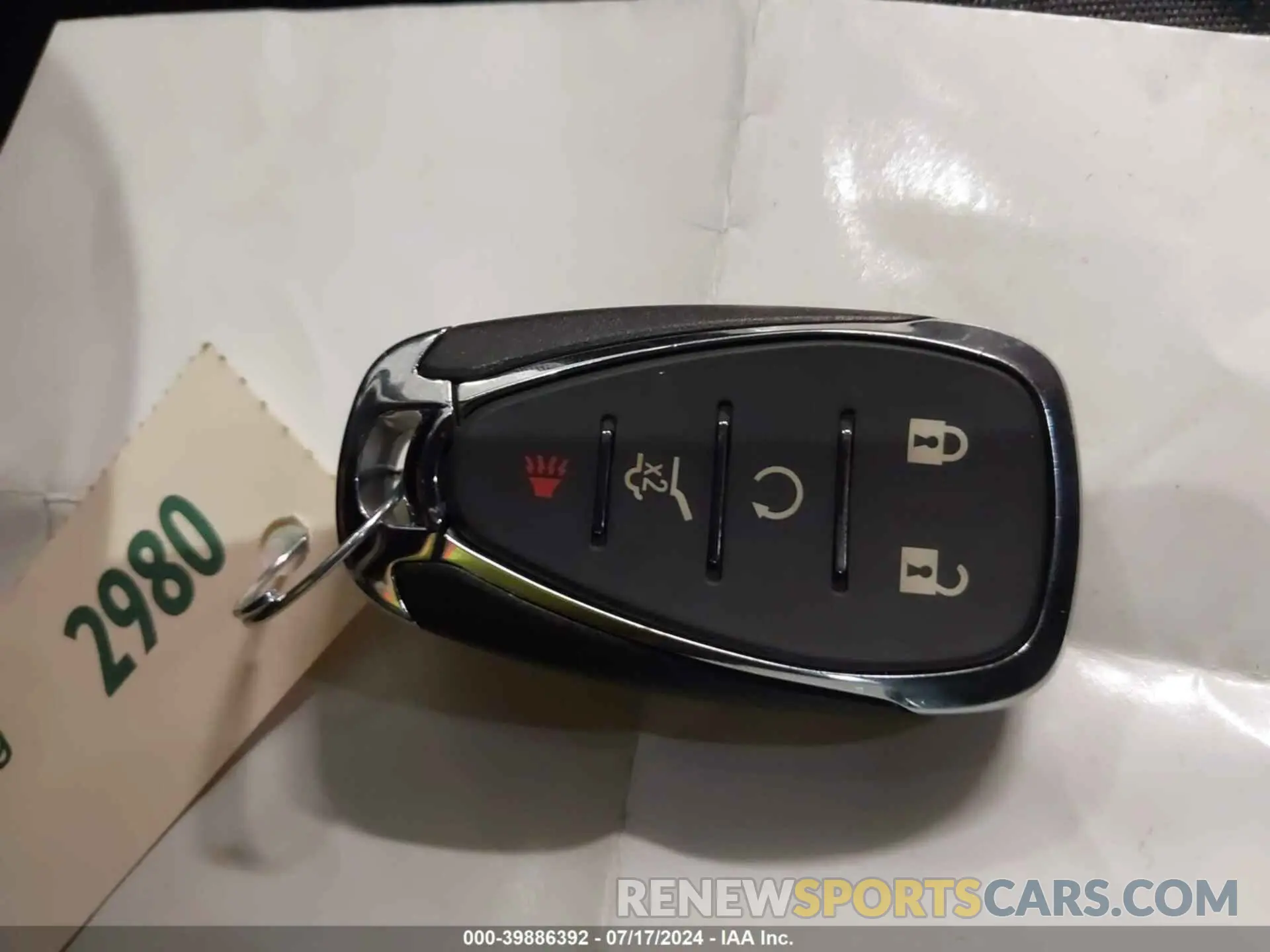 11 Photograph of a damaged car 3GNAXUEGXRS164785 CHEVROLET EQUINOX 2024