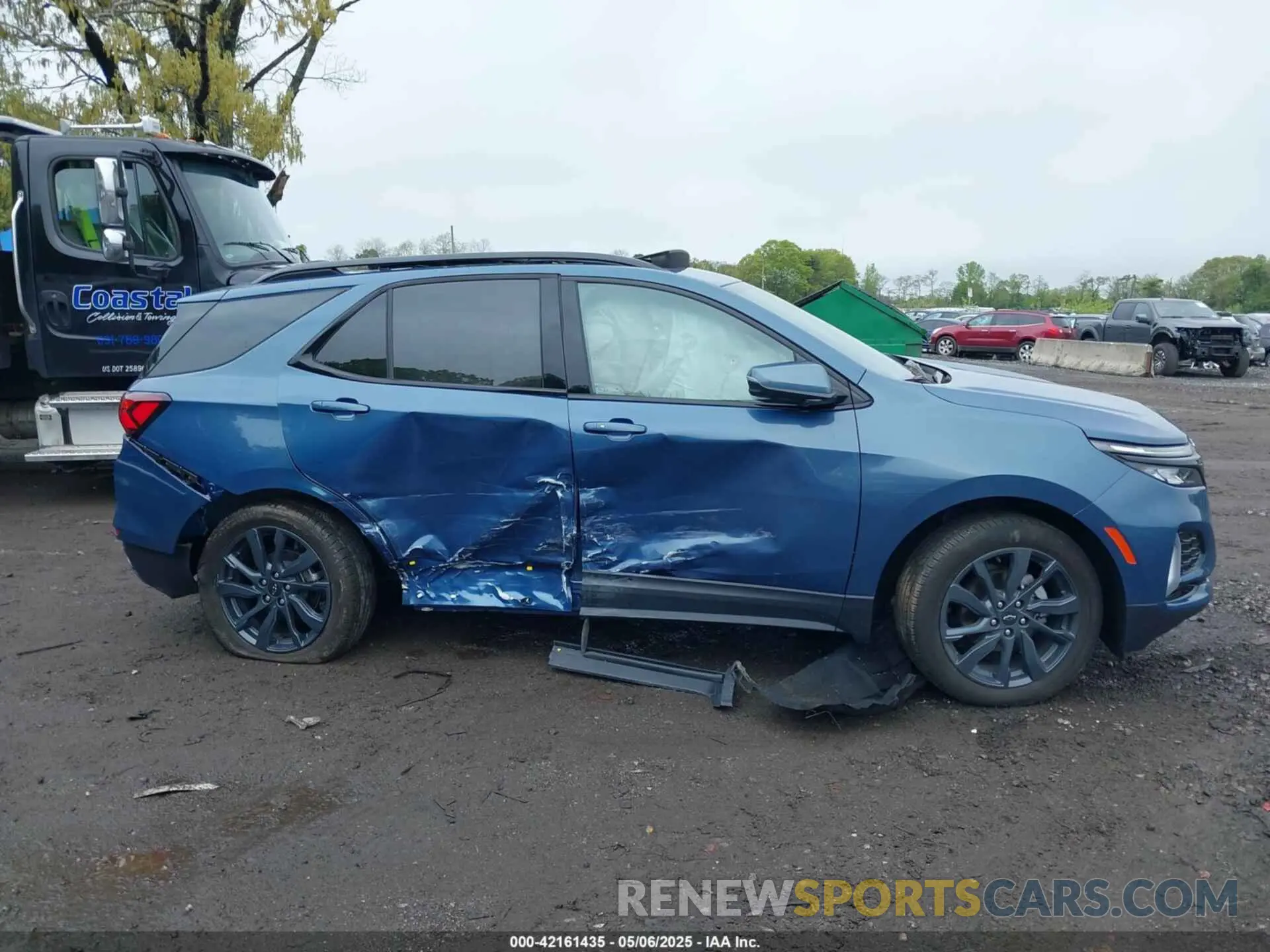13 Photograph of a damaged car 3GNAXWEG0RL129386 CHEVROLET EQUINOX 2024