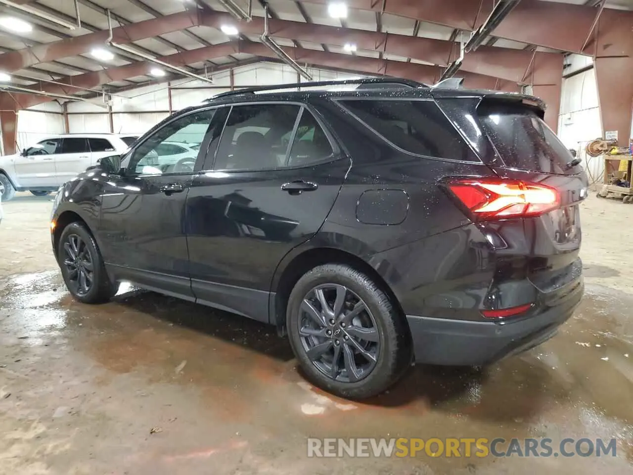 2 Photograph of a damaged car 3GNAXWEG2RL259055 CHEVROLET EQUINOX 2024