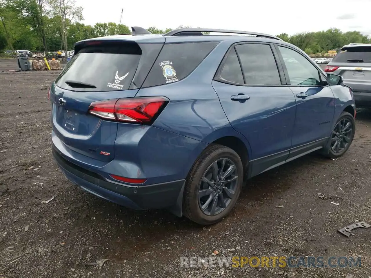 3 Photograph of a damaged car 3GNAXWEG4RL179126 CHEVROLET EQUINOX 2024