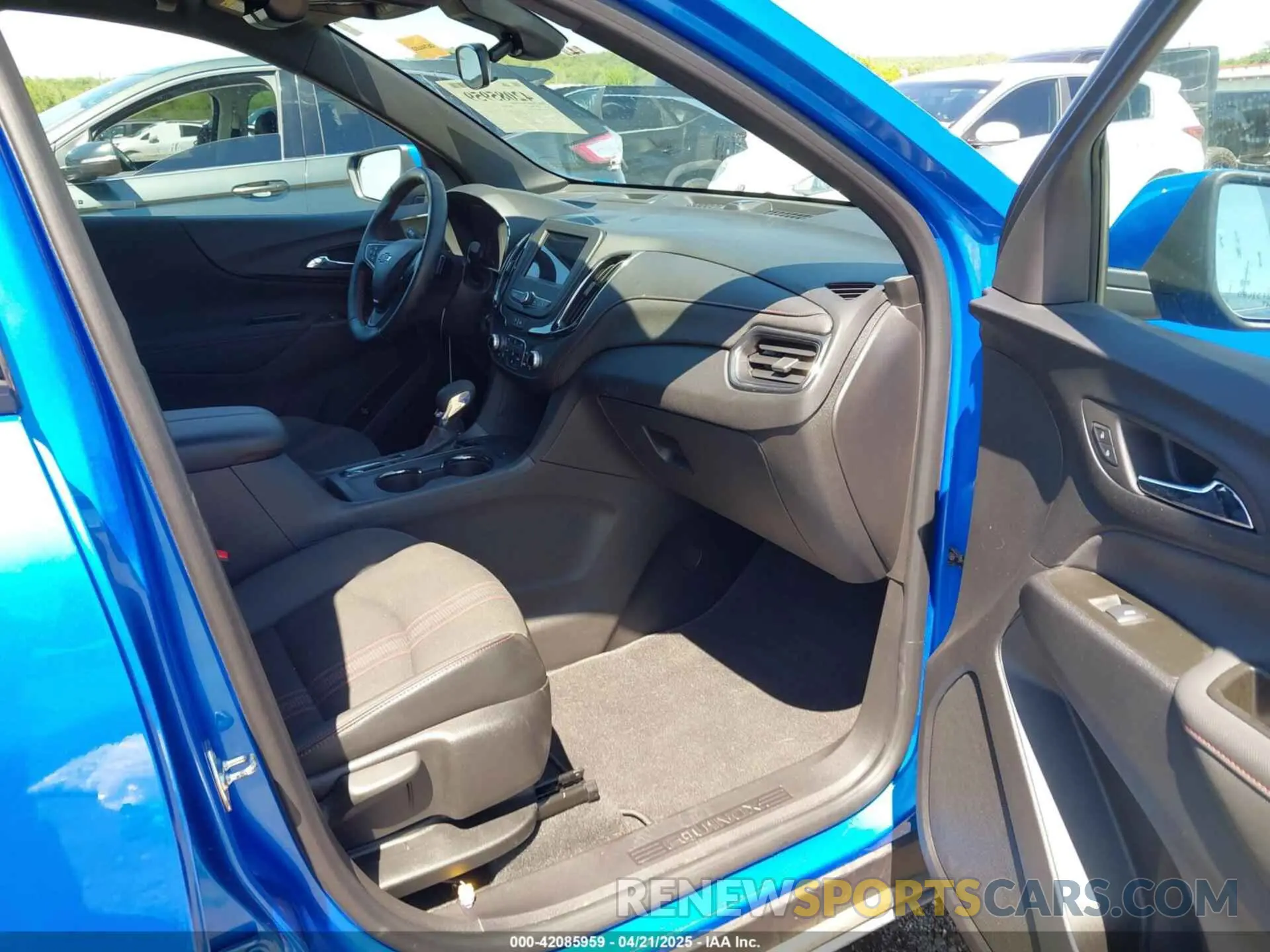 5 Photograph of a damaged car 3GNAXWEG4RS231103 CHEVROLET EQUINOX 2024