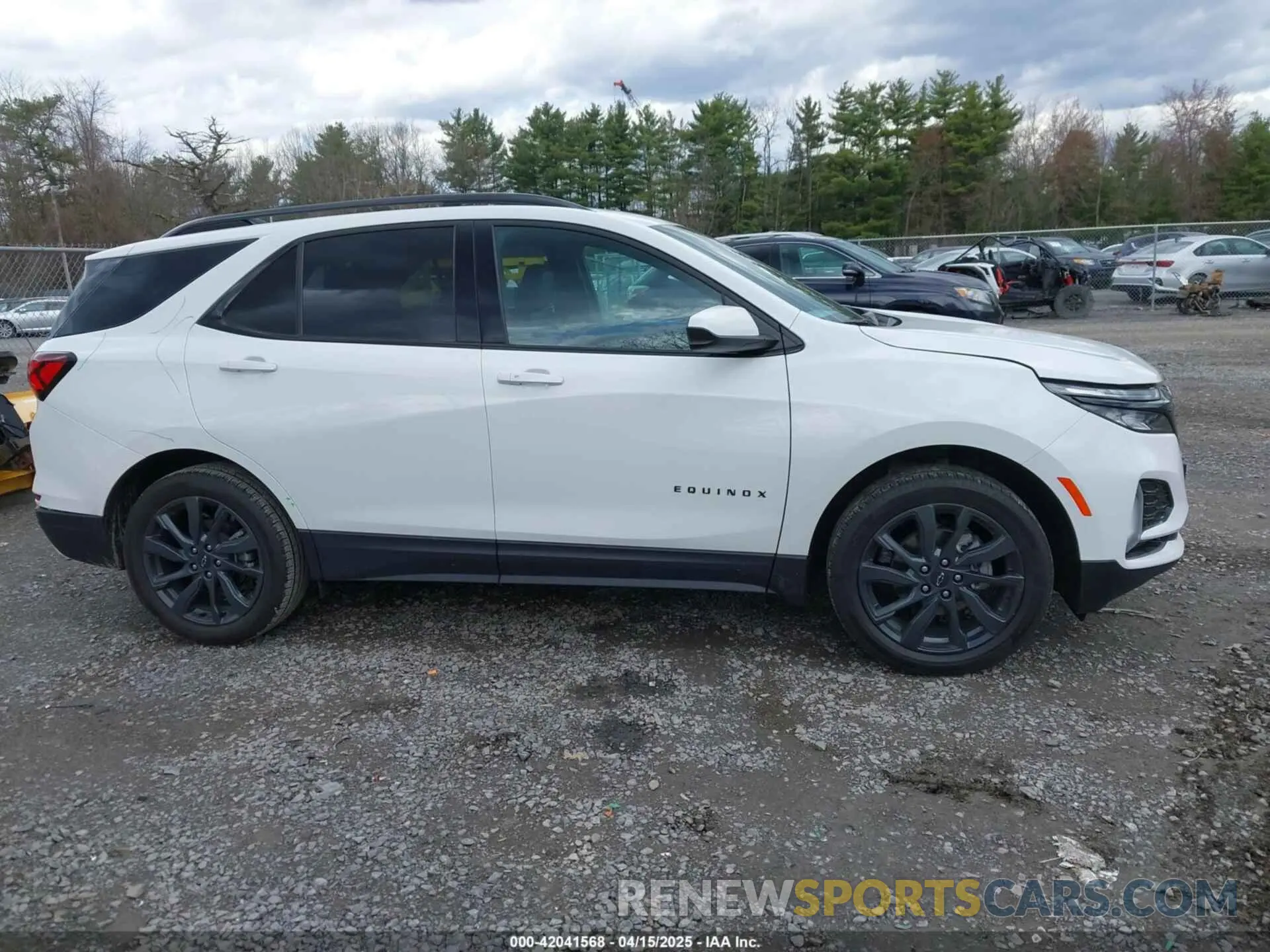 13 Photograph of a damaged car 3GNAXWEG5RS114534 CHEVROLET EQUINOX 2024