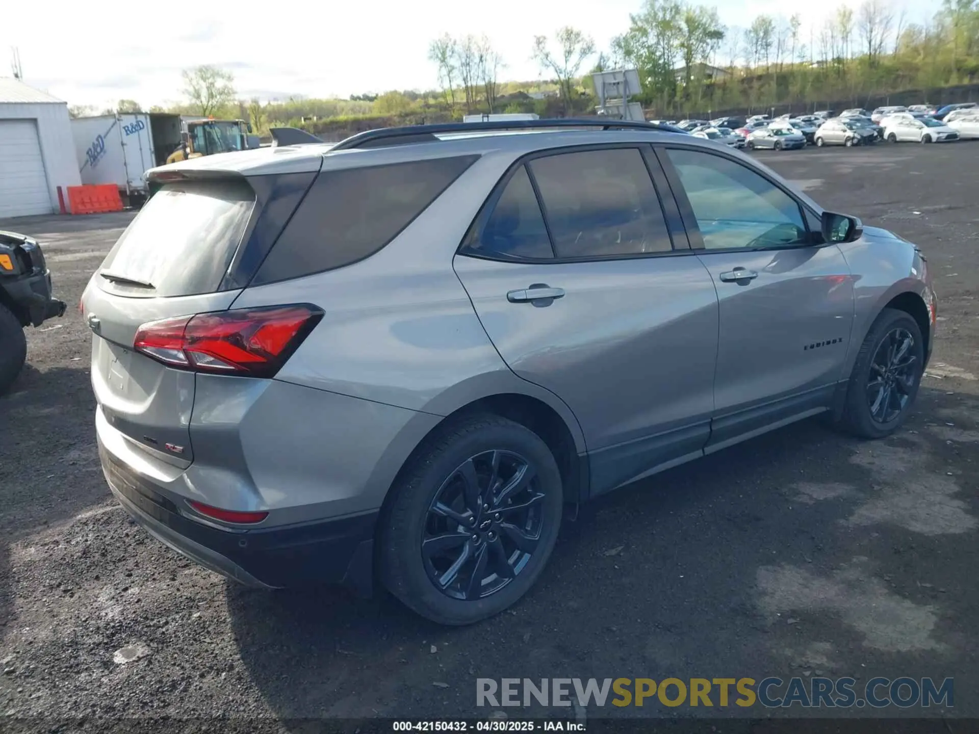 4 Photograph of a damaged car 3GNAXWEG6RL101267 CHEVROLET EQUINOX 2024