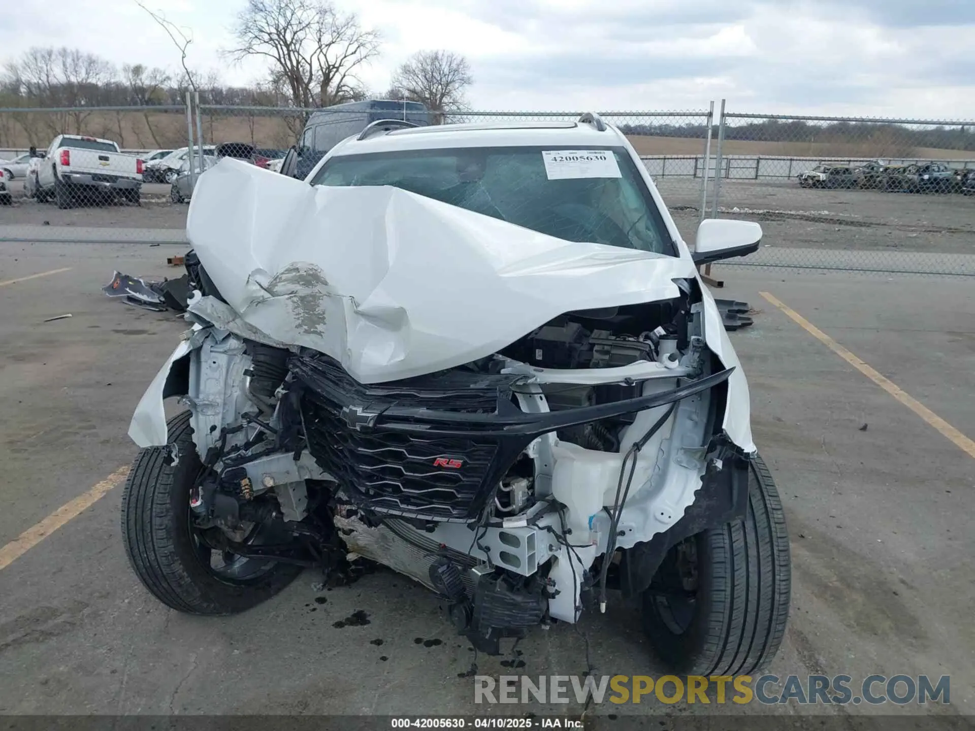 12 Photograph of a damaged car 3GNAXWEG6RS213895 CHEVROLET EQUINOX 2024