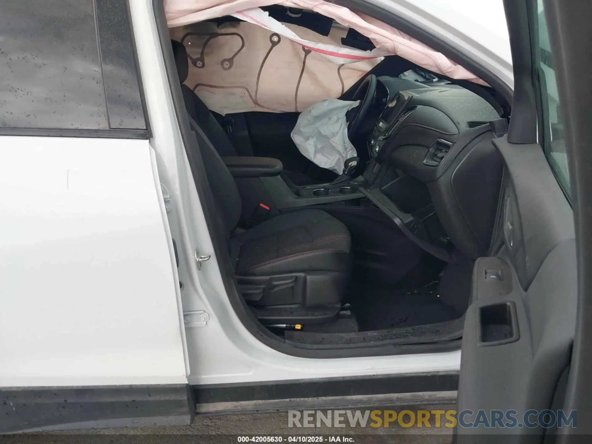 5 Photograph of a damaged car 3GNAXWEG6RS213895 CHEVROLET EQUINOX 2024