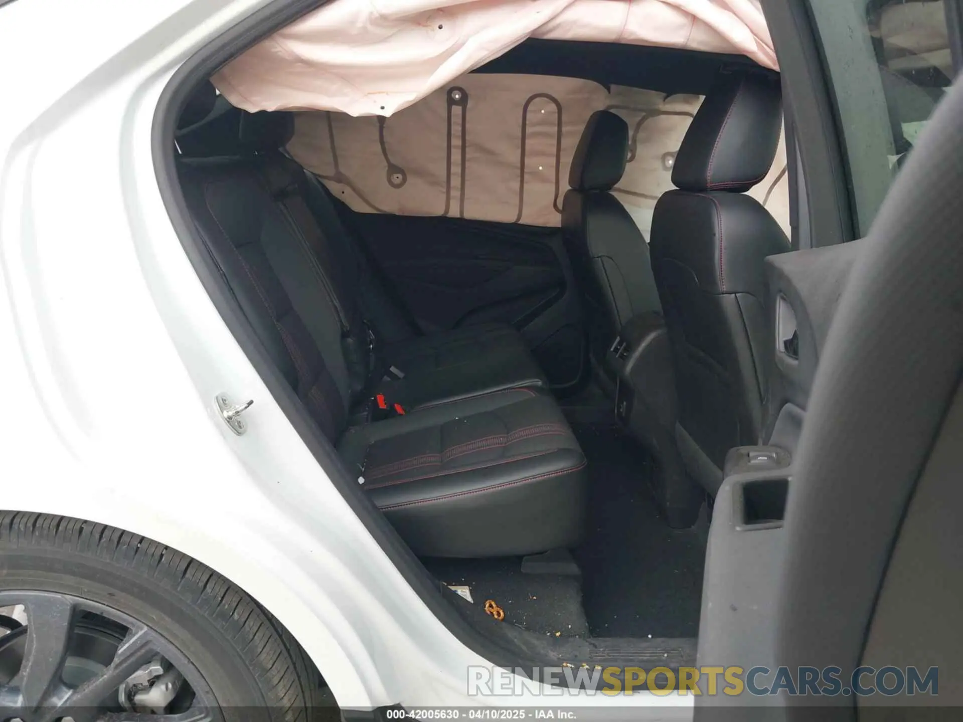 8 Photograph of a damaged car 3GNAXWEG6RS213895 CHEVROLET EQUINOX 2024