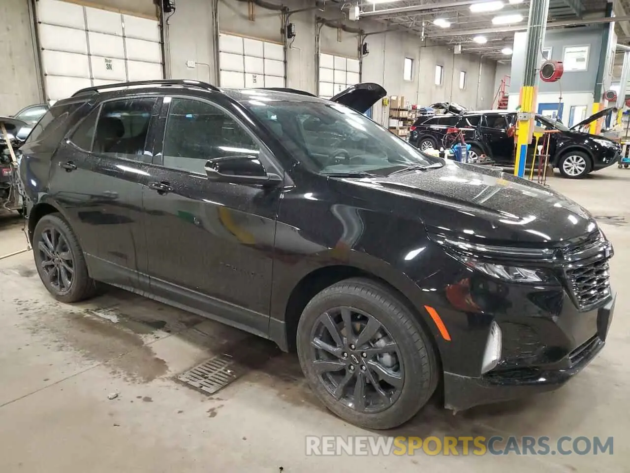 4 Photograph of a damaged car 3GNAXWEG7RL197166 CHEVROLET EQUINOX 2024