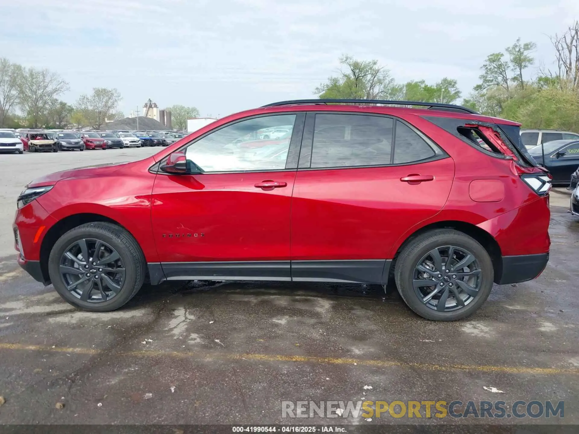 14 Photograph of a damaged car 3GNAXWEG8RS100935 CHEVROLET EQUINOX 2024