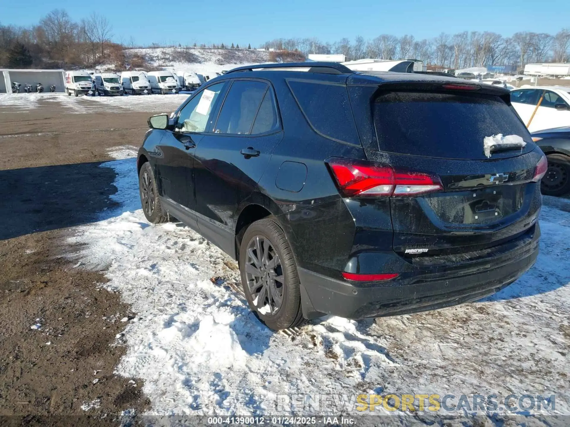 3 Photograph of a damaged car 3GNAXWEG9RL188887 CHEVROLET EQUINOX 2024