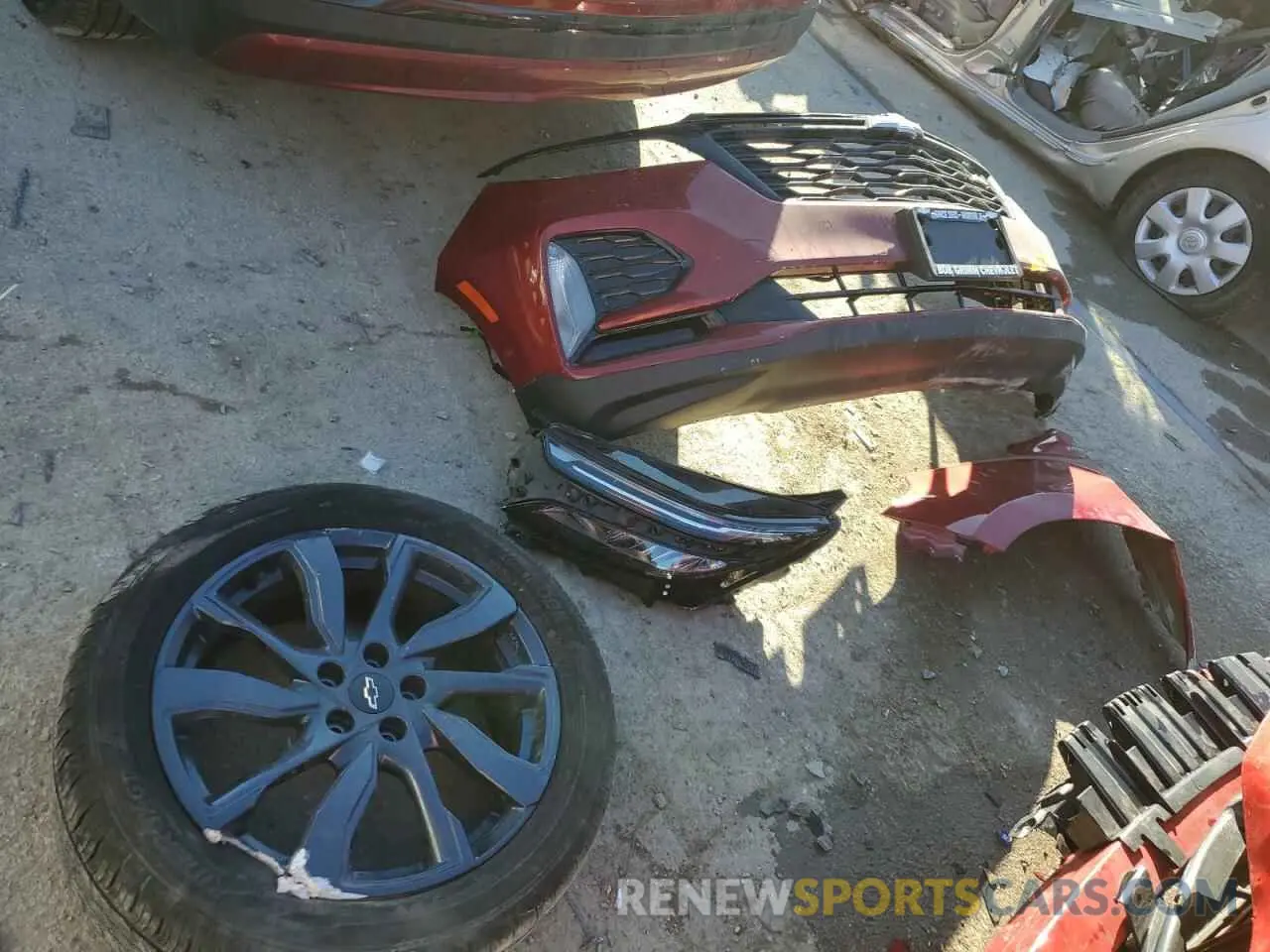 13 Photograph of a damaged car 3GNAXWEG9RS199670 CHEVROLET EQUINOX 2024