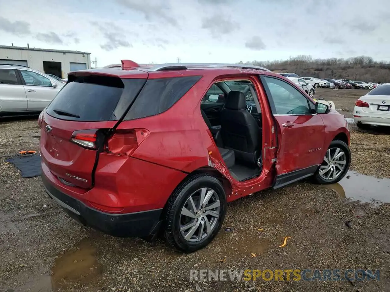 3 Photograph of a damaged car 3GNAXXEG3RL148584 CHEVROLET EQUINOX 2024