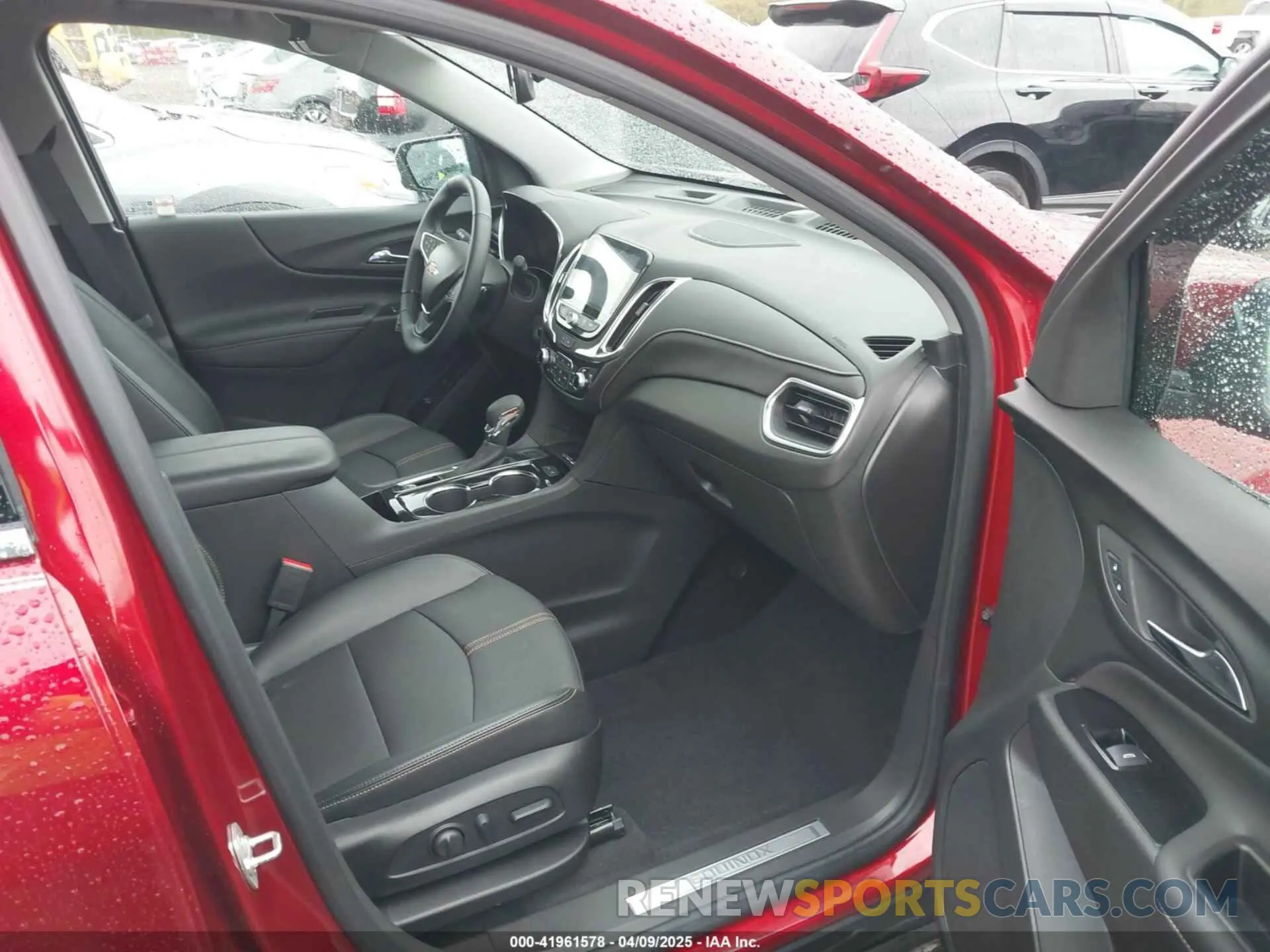5 Photograph of a damaged car 3GNAXXEG3RL362717 CHEVROLET EQUINOX 2024