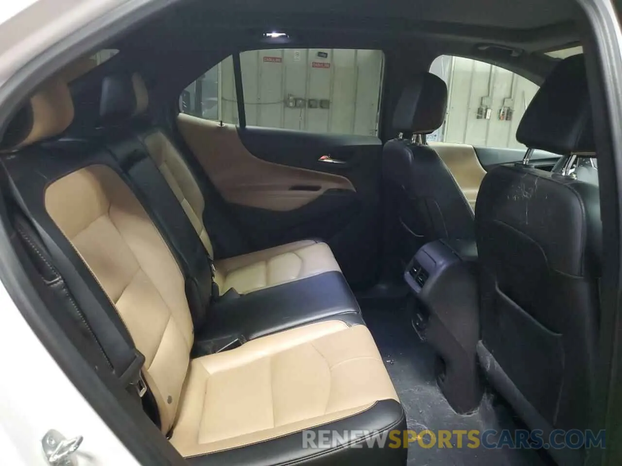11 Photograph of a damaged car 3GNAXXEG8RL142070 CHEVROLET EQUINOX 2024