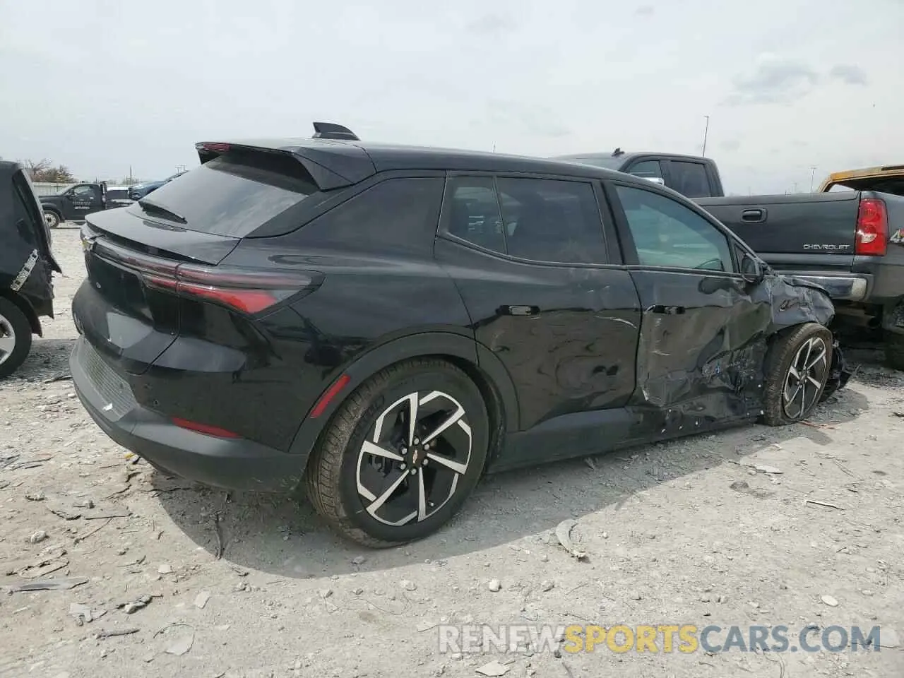 3 Photograph of a damaged car 3GN7DLRP9SS118412 CHEVROLET EQUINOX 2025