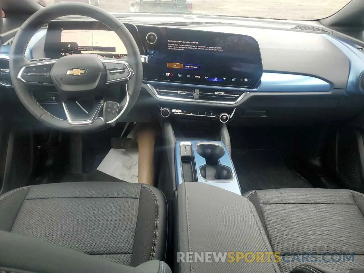 8 Photograph of a damaged car 3GN7DLRR3SS154940 CHEVROLET EQUINOX 2025