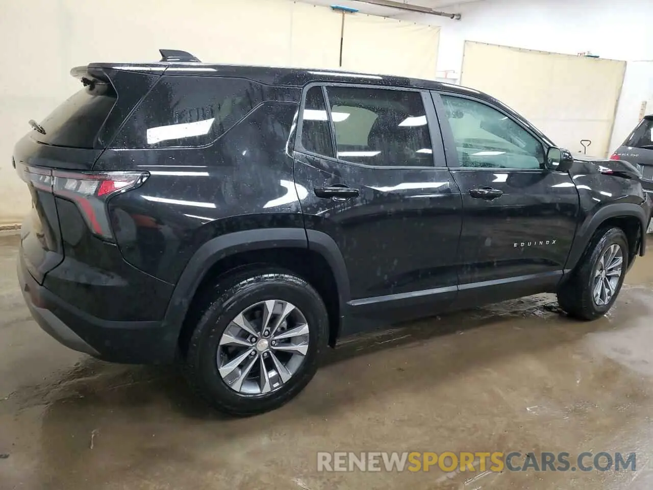 3 Photograph of a damaged car 3GNAXHEG0SL101055 CHEVROLET EQUINOX 2025