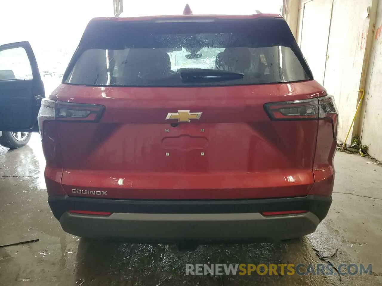 6 Photograph of a damaged car 3GNAXHEG0SL209403 CHEVROLET EQUINOX 2025