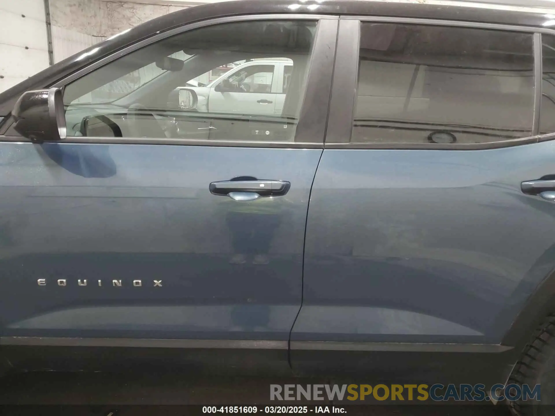 14 Photograph of a damaged car 3GNAXHEG1SL104577 CHEVROLET EQUINOX 2025