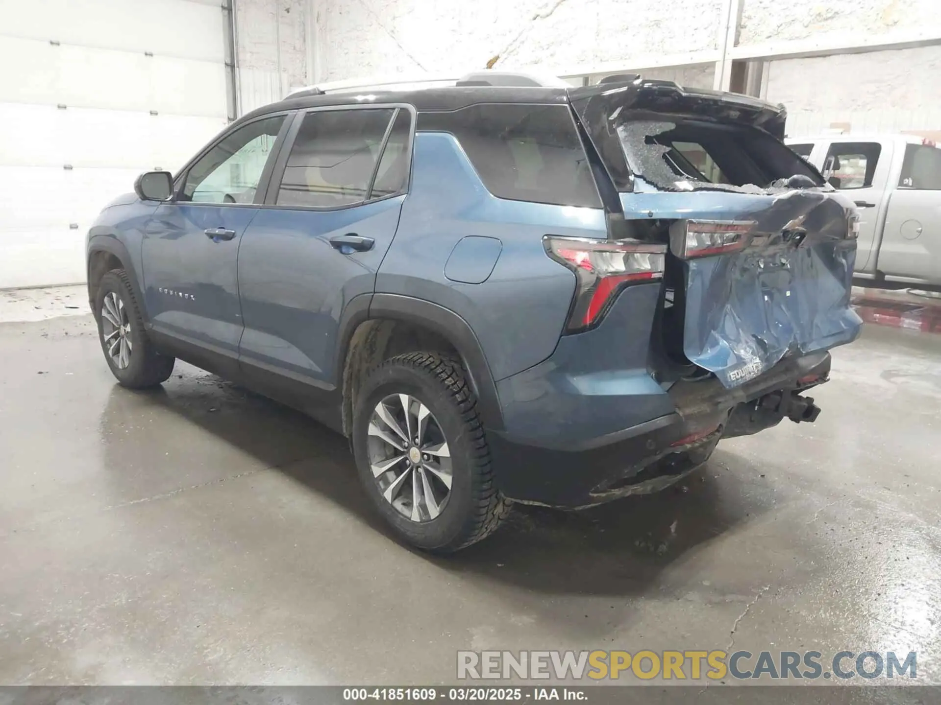 3 Photograph of a damaged car 3GNAXHEG1SL104577 CHEVROLET EQUINOX 2025