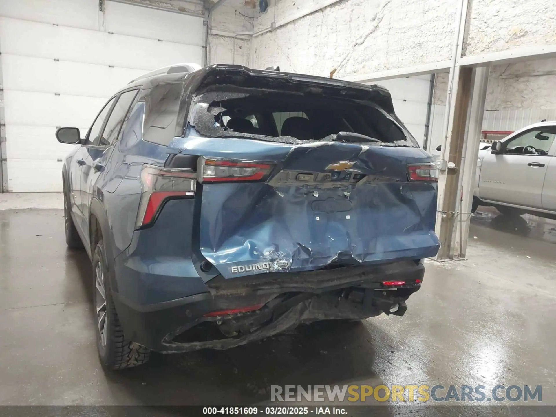 6 Photograph of a damaged car 3GNAXHEG1SL104577 CHEVROLET EQUINOX 2025