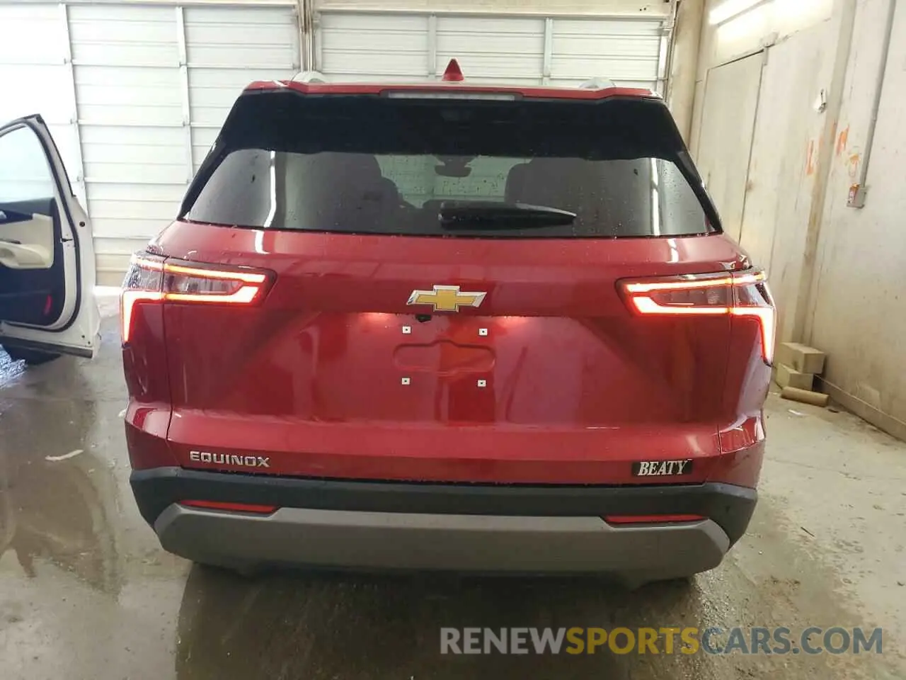 6 Photograph of a damaged car 3GNAXHEG1SL139796 CHEVROLET EQUINOX 2025