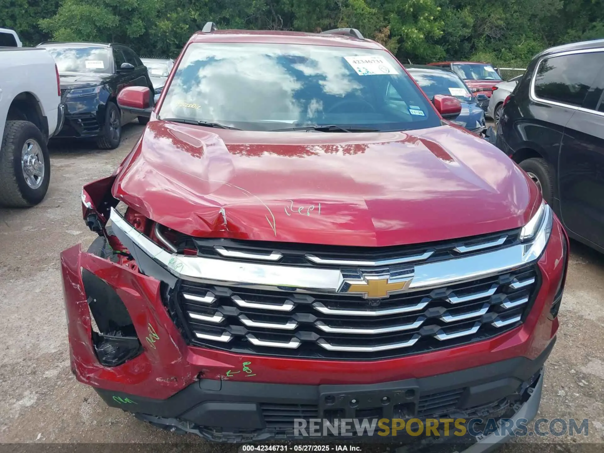 12 Photograph of a damaged car 3GNAXHEG1SL222502 CHEVROLET EQUINOX 2025
