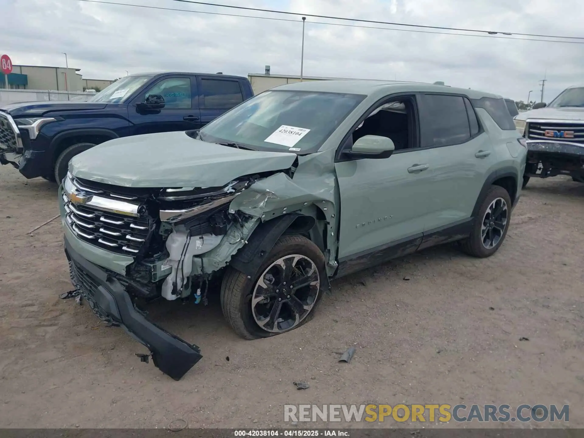 2 Photograph of a damaged car 3GNAXHEG1SL228378 CHEVROLET EQUINOX 2025