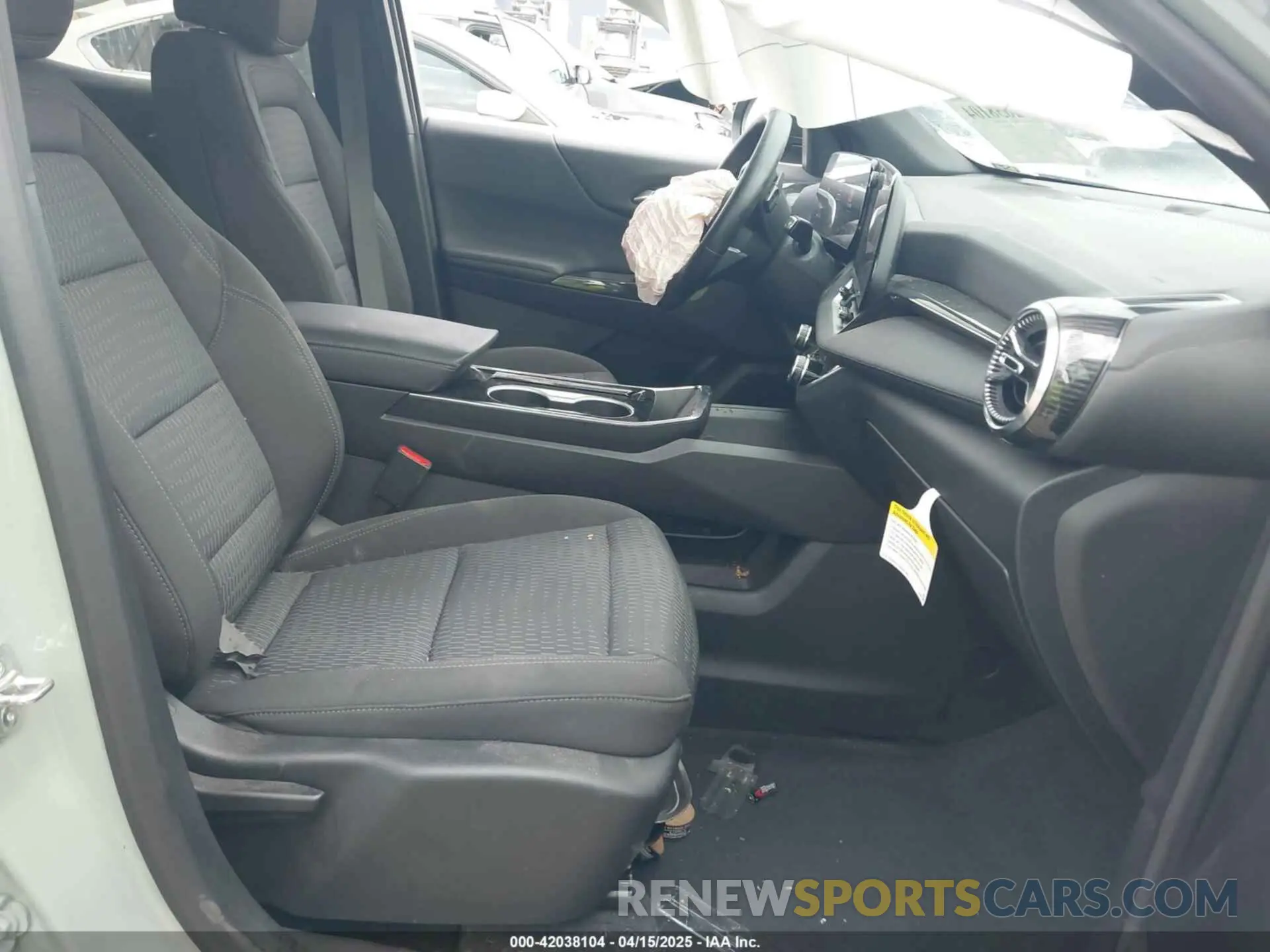 5 Photograph of a damaged car 3GNAXHEG1SL228378 CHEVROLET EQUINOX 2025