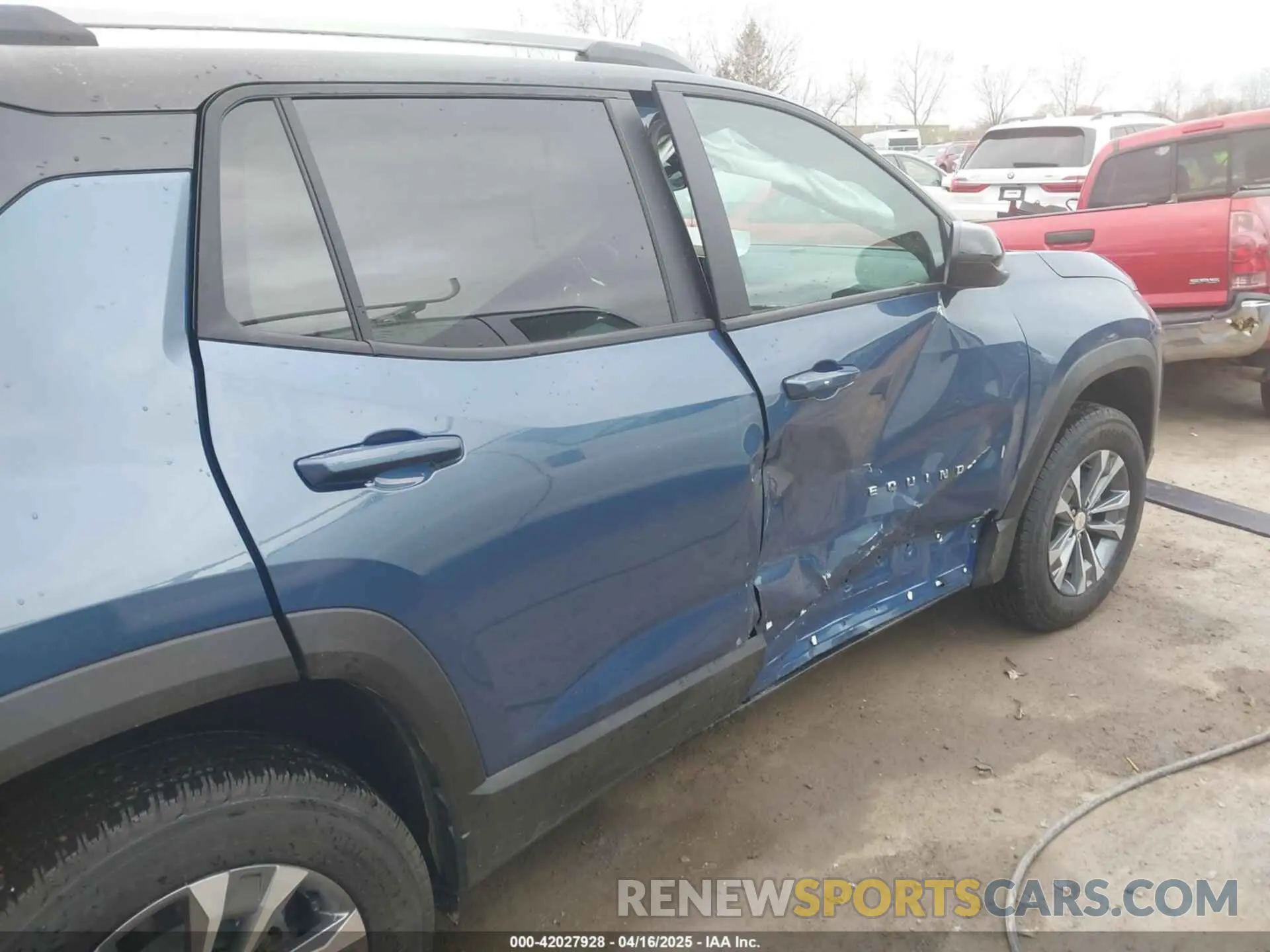 6 Photograph of a damaged car 3GNAXHEG1SL260859 CHEVROLET EQUINOX 2025