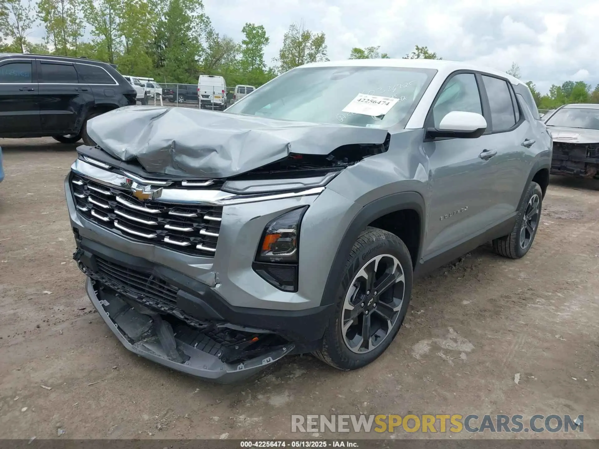 2 Photograph of a damaged car 3GNAXHEG1SL285342 CHEVROLET EQUINOX 2025