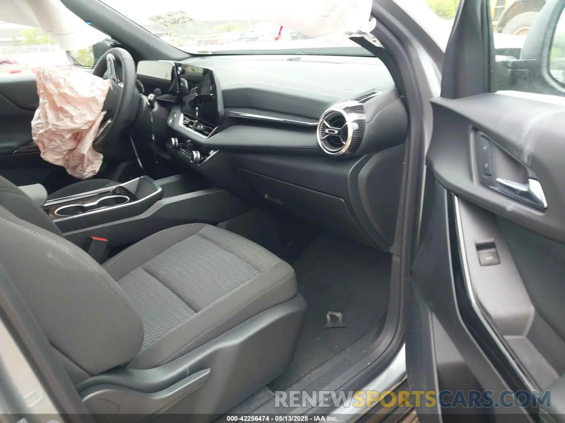 5 Photograph of a damaged car 3GNAXHEG1SL285342 CHEVROLET EQUINOX 2025