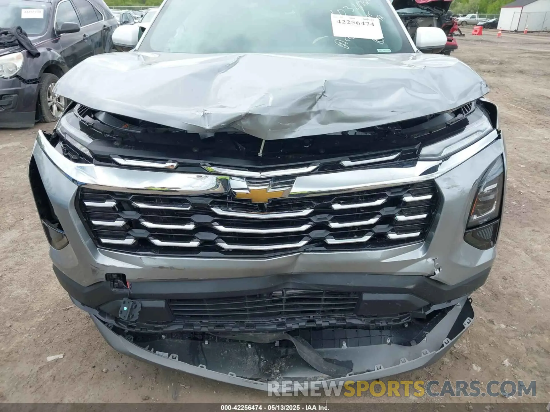 6 Photograph of a damaged car 3GNAXHEG1SL285342 CHEVROLET EQUINOX 2025