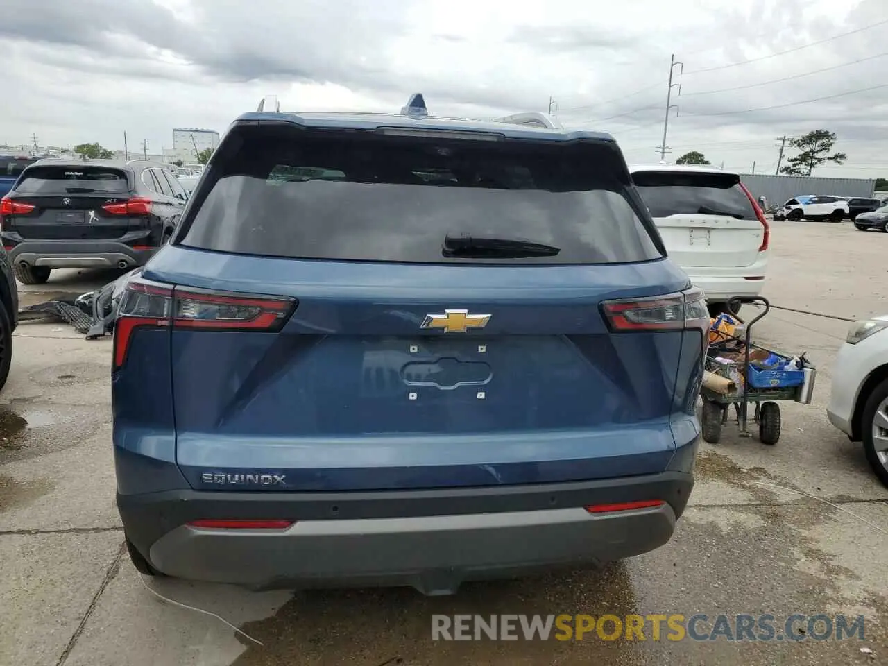 6 Photograph of a damaged car 3GNAXHEG2SL113918 CHEVROLET EQUINOX 2025