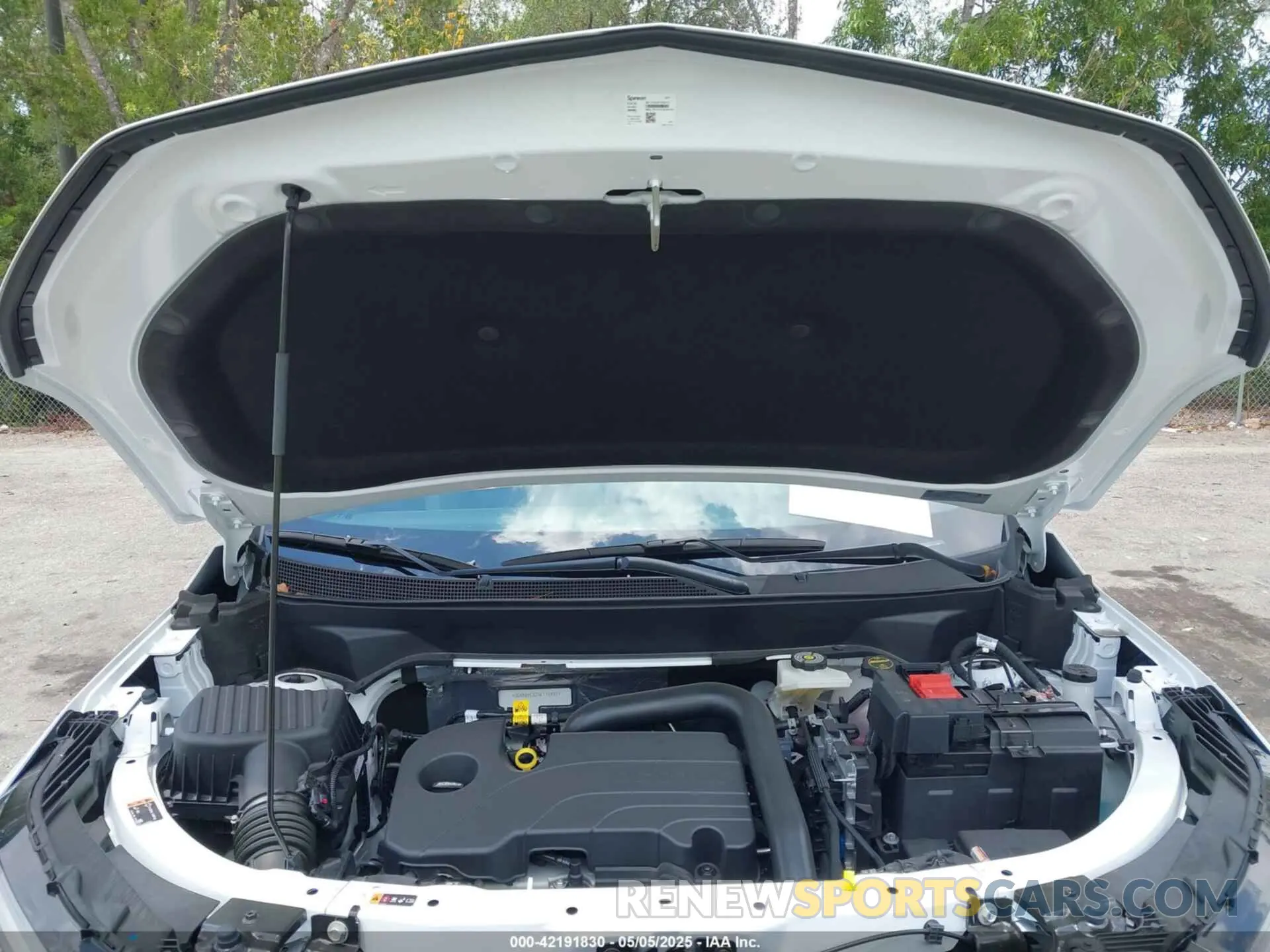 10 Photograph of a damaged car 3GNAXHEG2SL115457 CHEVROLET EQUINOX 2025