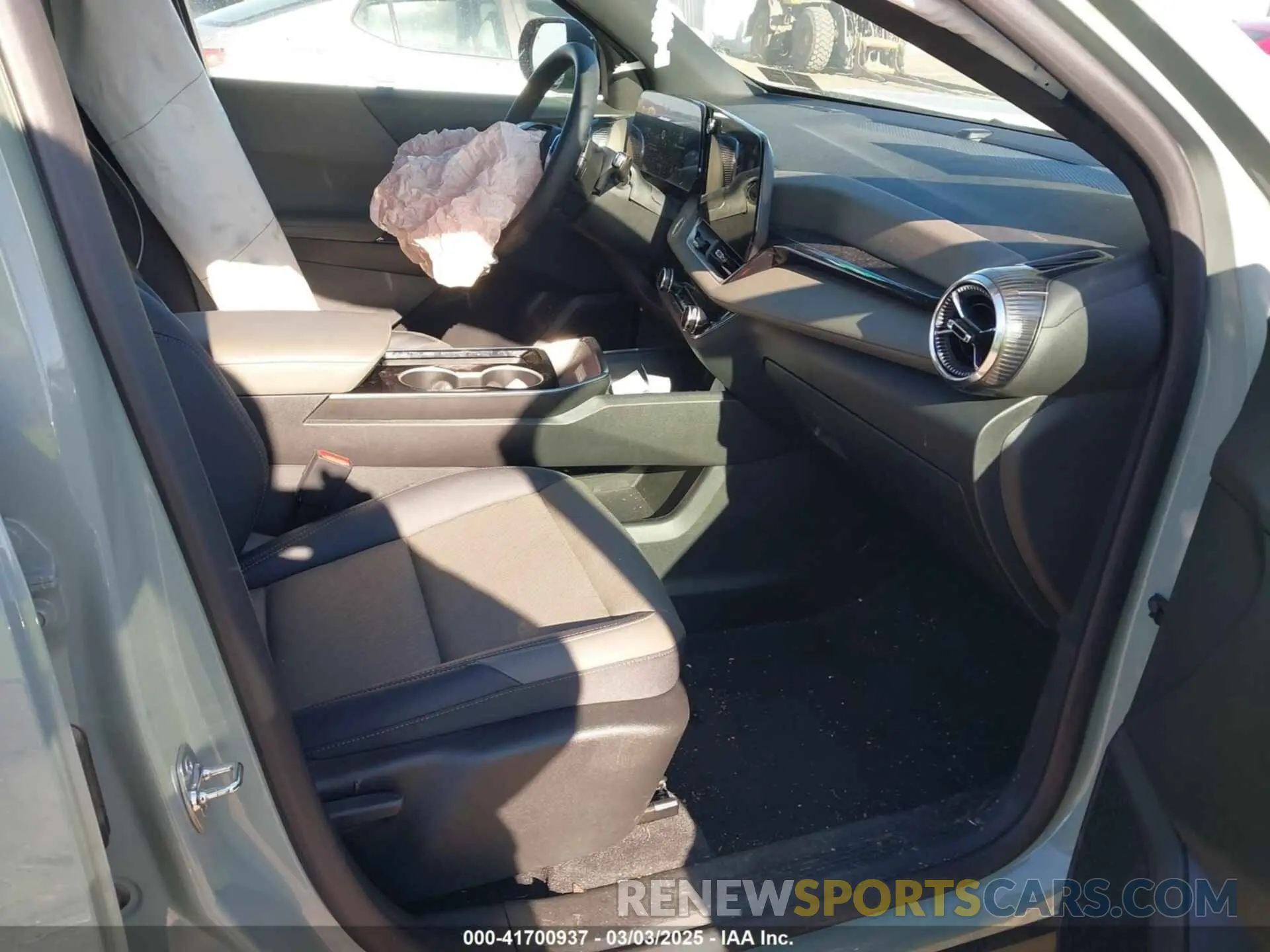 5 Photograph of a damaged car 3GNAXHEG2SL131819 CHEVROLET EQUINOX 2025