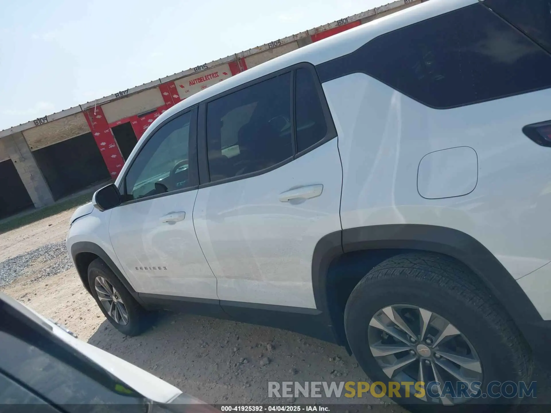 14 Photograph of a damaged car 3GNAXHEG2SL175464 CHEVROLET EQUINOX 2025