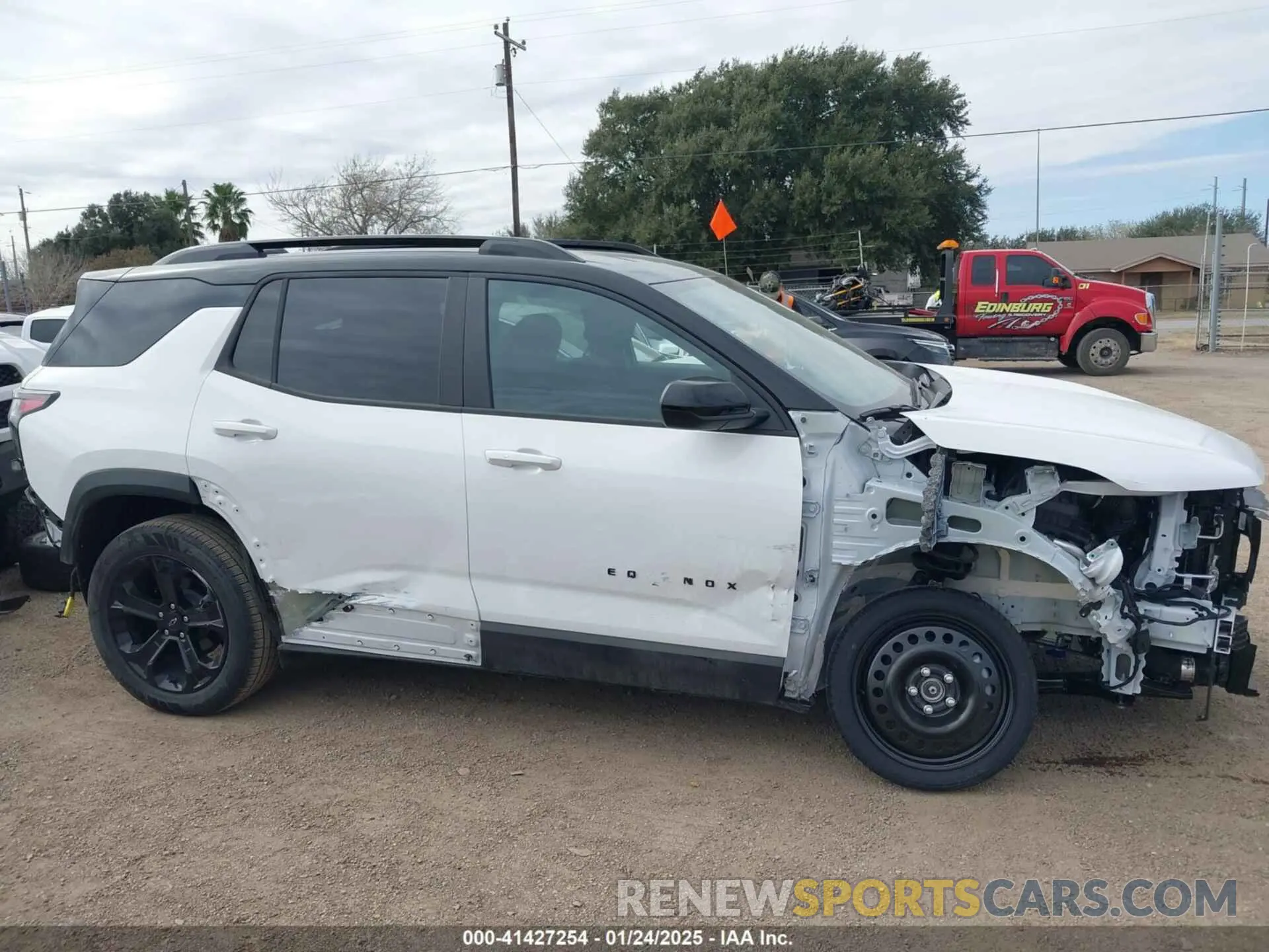 14 Photograph of a damaged car 3GNAXHEG2SL185489 CHEVROLET EQUINOX 2025