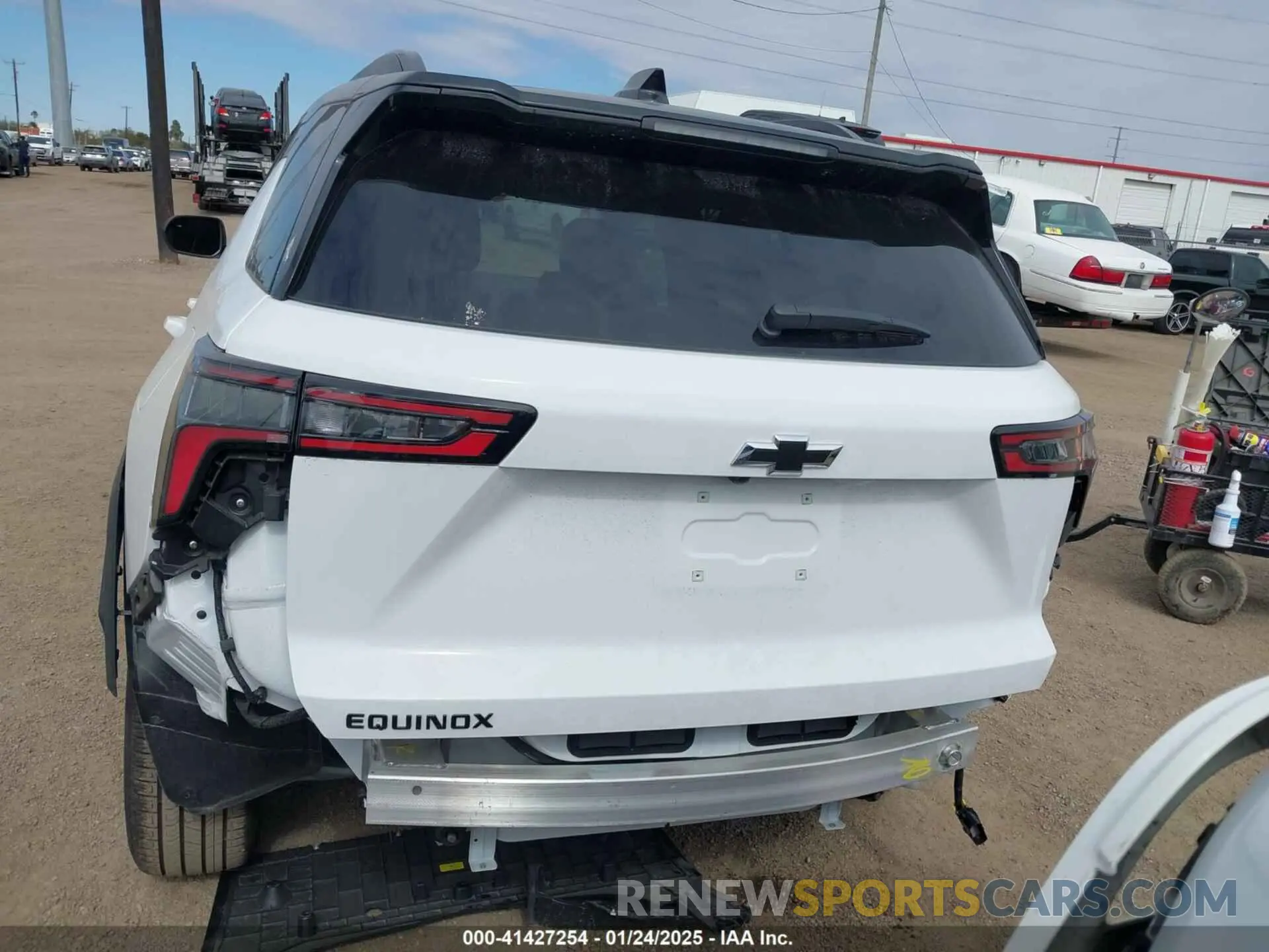 17 Photograph of a damaged car 3GNAXHEG2SL185489 CHEVROLET EQUINOX 2025