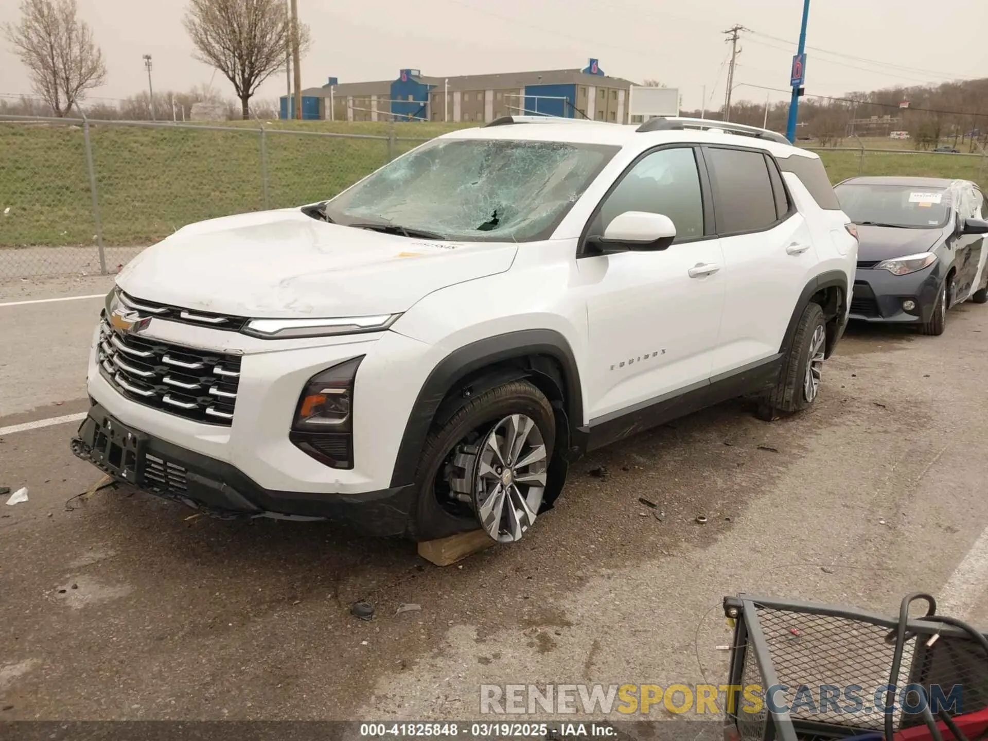 2 Photograph of a damaged car 3GNAXHEG2SL197920 CHEVROLET EQUINOX 2025