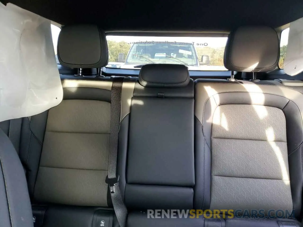 10 Photograph of a damaged car 3GNAXHEG3SL256912 CHEVROLET EQUINOX 2025