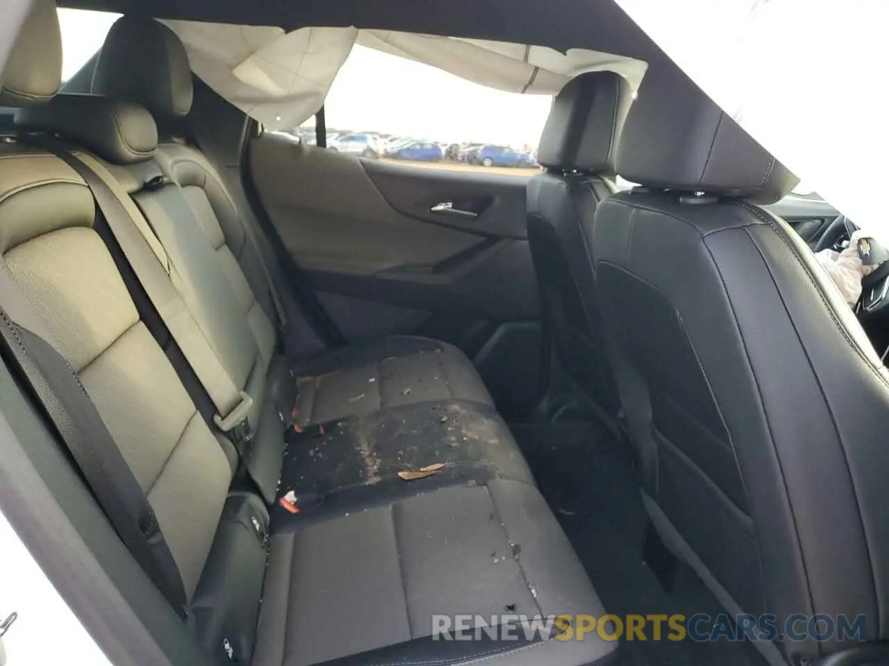 11 Photograph of a damaged car 3GNAXHEG3SL256912 CHEVROLET EQUINOX 2025